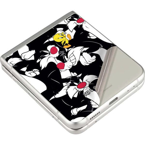 Looney Tunes Sylvester and Tweety Super Sized Galaxy Z Flip3 5G Skin