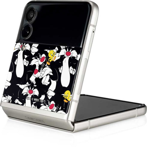 Looney Tunes Sylvester and Tweety Super Sized Galaxy Z Flip3 5G Skin