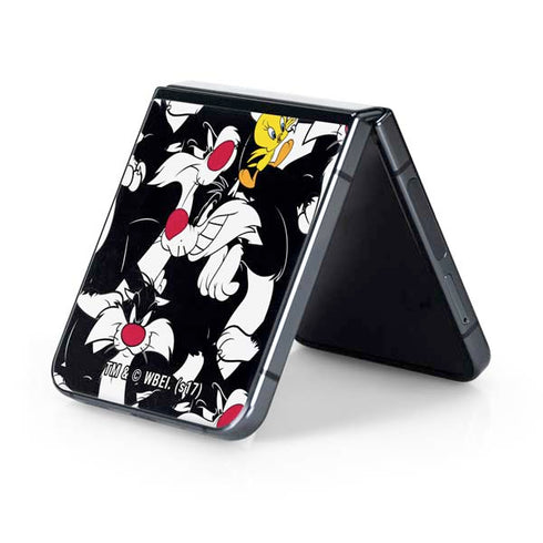 Looney Tunes Sylvester and Tweety Super Sized Galaxy Z Flip5 5G Skin