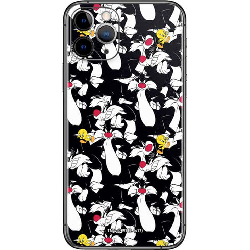 Looney Tunes Sylvester and Tweety Super Sized iPhone 11 Pro Skin