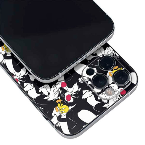 Looney Tunes Sylvester and Tweety Super Sized iPhone 12 Pro Skin
