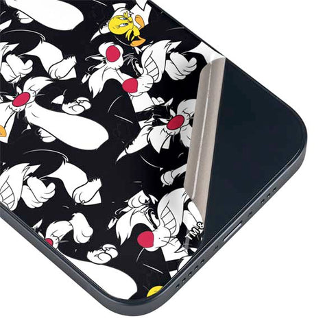 Looney Tunes Sylvester and Tweety Super Sized iPhone 14 Skin