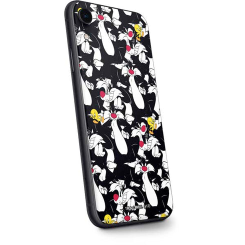 Looney Tunes Sylvester and Tweety Super Sized iPhone XR Skin