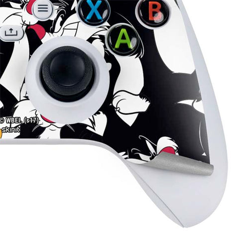 Looney Tunes Sylvester and Tweety Super Sized Xbox Series S Bundle Skin
