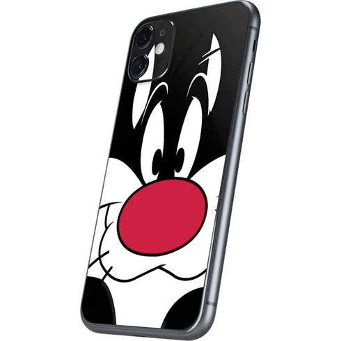 Looney Tunes Sylvester iPhone 11 Skin