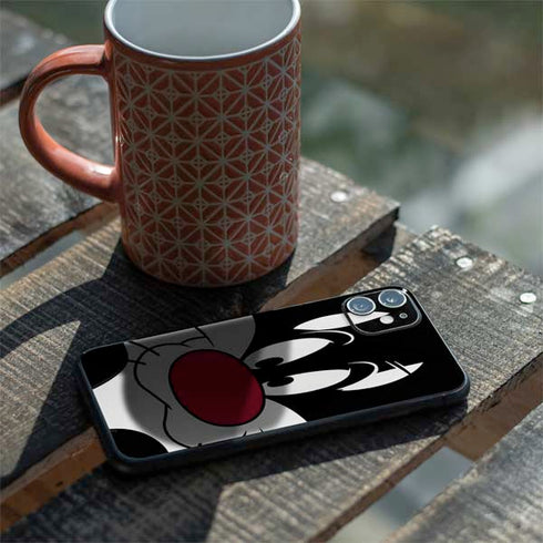 Looney Tunes Sylvester iPhone 11 Skin