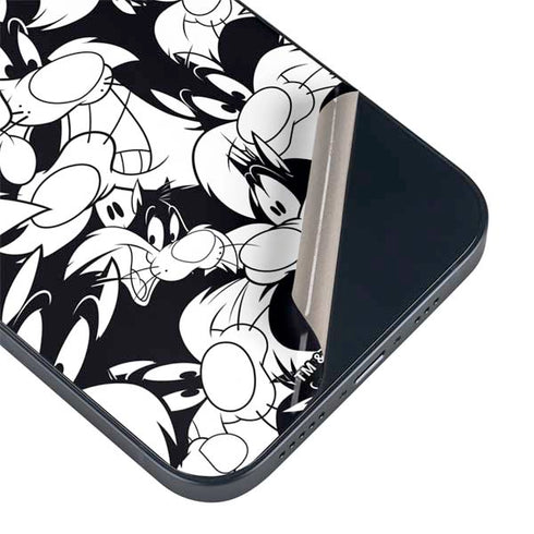 Looney Tunes Sylvester Super Sized Pattern iPhone 13 Skin