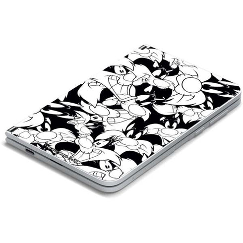 Looney Tunes Sylvester Super Sized Pattern Surface Duo Skin