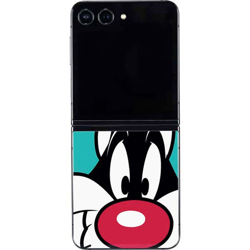 Looney Tunes Sylvester Zoomed In Galaxy Z Flip5 5G Skin