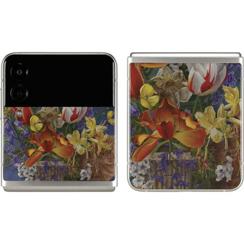 Tabby Cat with Flowers by Nene Thomas Galaxy Z Flip3 5G Skin