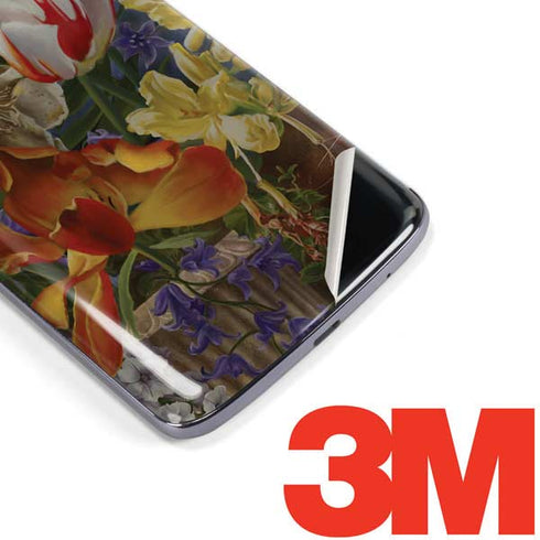 Tabby Cat with Flowers by Nene Thomas Moto E5 Plus Skin