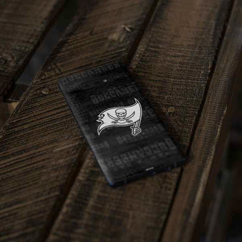 NFL Tampa Bay Buccaneers Black & White Galaxy Note 9 Skin