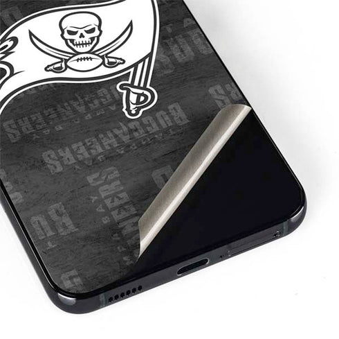 NFL Tampa Bay Buccaneers Black & White Galaxy S22 Plus Skin