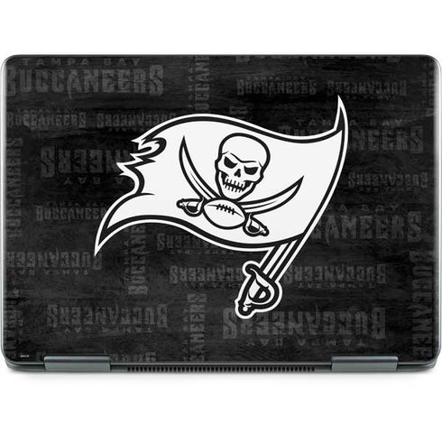 NFL Tampa Bay Buccaneers Black & White Notebook 9 Pro 13in (2017) Skin