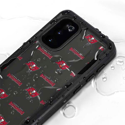 NFL Tampa Bay Buccaneers Blitz Series Galaxy S20 Waterproof Case