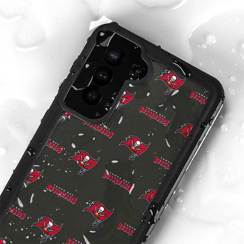 NFL Tampa Bay Buccaneers Blitz Series Galaxy S23 Plus Waterproof Case