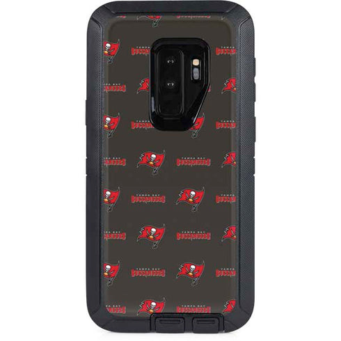 NFL Tampa Bay Buccaneers Blitz Series Otterbox Defender Galaxy Skin