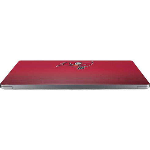 NFL Tampa Bay Buccaneers Breakaway Universal Laptop 18in (14.6 x 10.6in) Skin