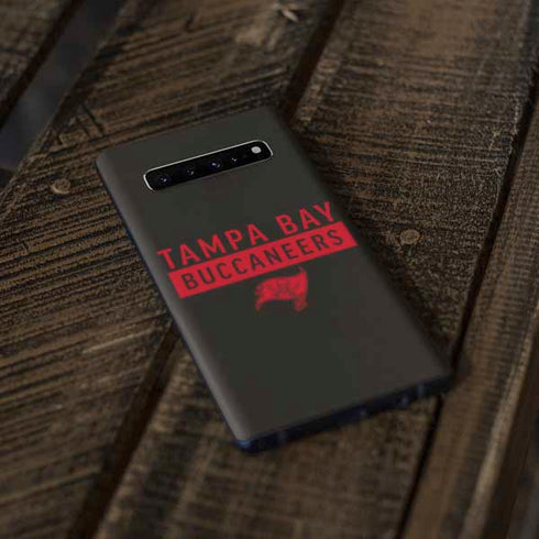 NFL Tampa Bay Buccaneers Brown Performance Series Galaxy S10 Plus Skin