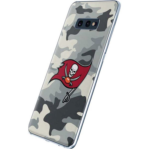 NFL Tampa Bay Buccaneers Camo Galaxy S10e Skin