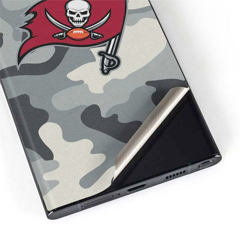 NFL Tampa Bay Buccaneers Camo Galaxy S22 Ultra Skin