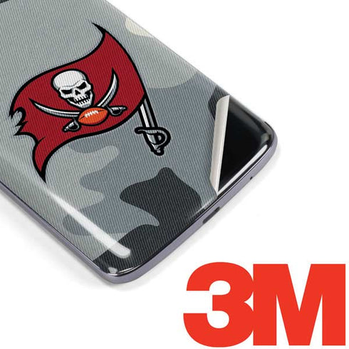 NFL Tampa Bay Buccaneers Camo Moto E5 Plus Skin