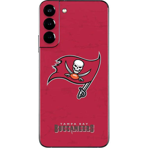 NFL Tampa Bay Buccaneers Distressed Galaxy S22 Plus Skin