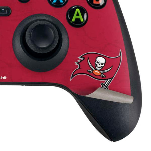 NFL Tampa Bay Buccaneers Distressed Xbox Series X Bundle Skin