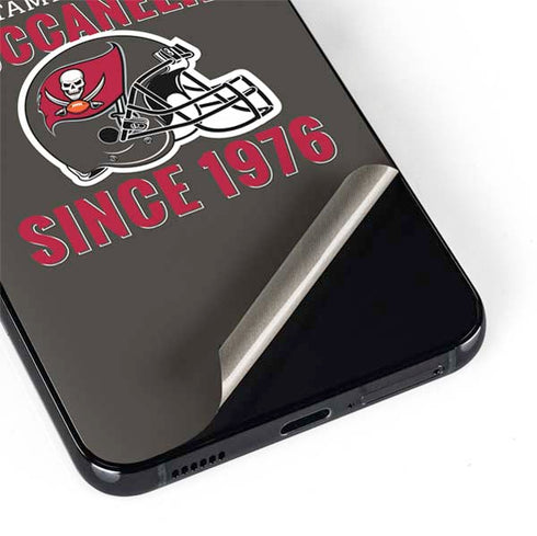 NFL Tampa Bay Buccaneers Helmet Galaxy S22 Plus Skin