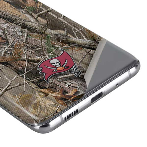 NFL Tampa Bay Buccaneers Realtree AP Camo Galaxy S20 Skin