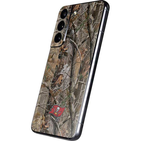 NFL Tampa Bay Buccaneers Realtree AP Camo Galaxy S22 Skin