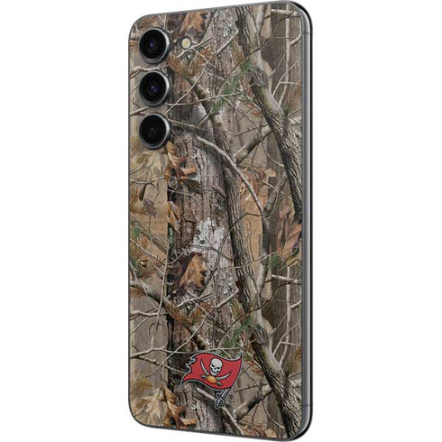NFL Tampa Bay Buccaneers Realtree AP Camo Galaxy S23 Plus Skin