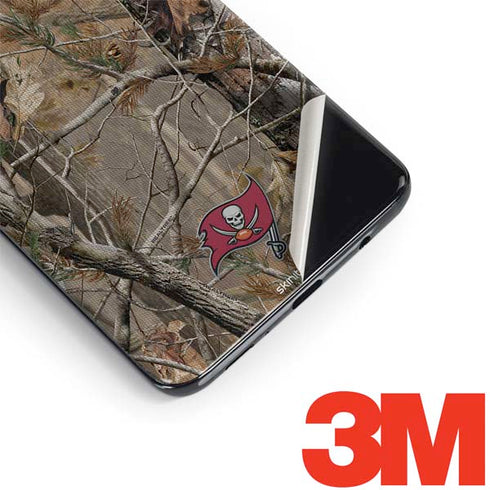 NFL Tampa Bay Buccaneers Realtree AP Camo Galaxy S9 Plus Skin