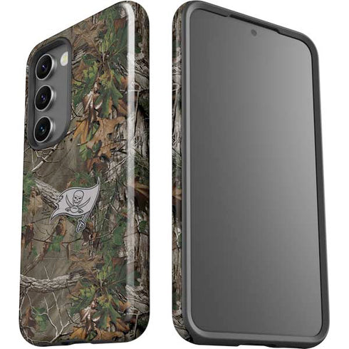 NFL Tampa Bay Buccaneers Realtree Xtra Green Camo Galaxy S23 Pro Case