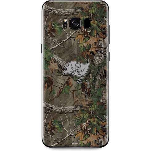 NFL Tampa Bay Buccaneers Realtree Xtra Green Camo Galaxy S8 Plus Skin
