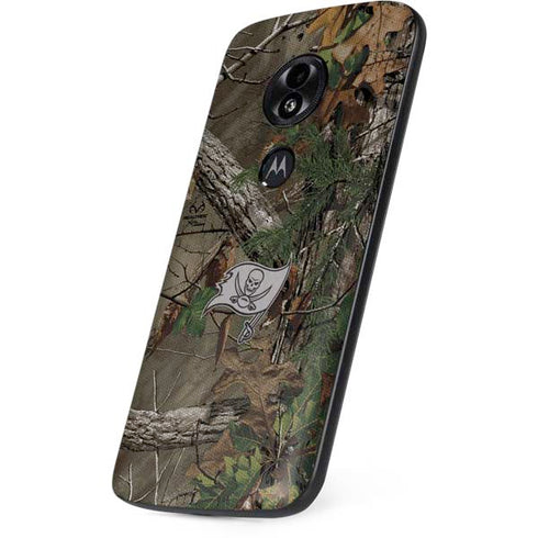 NFL Tampa Bay Buccaneers Realtree Xtra Green Camo Moto E5 Play Skin