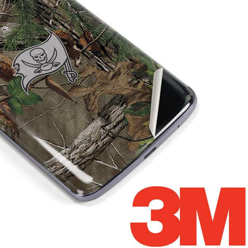 NFL Tampa Bay Buccaneers Realtree Xtra Green Camo Moto E5 Plus Skin