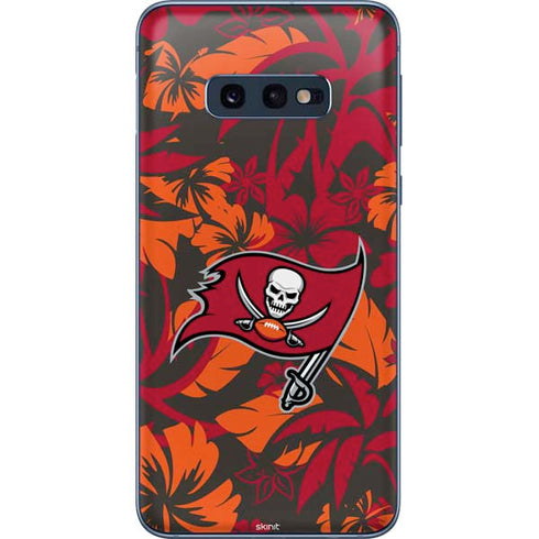 NFL Tampa Bay Buccaneers Tropical Print Galaxy S10e Skin