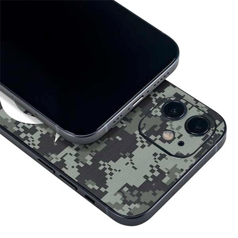 NHL Tampa Bay Lightning Camo iPhone 12 Skin