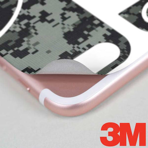 NHL Tampa Bay Lightning Camo iPhone 7 Skin