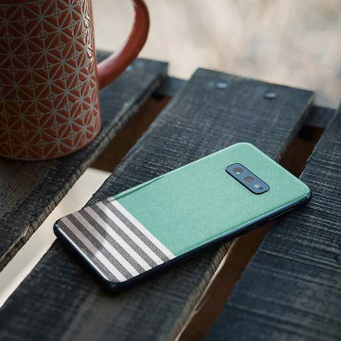 Teal and Grey Stripes Galaxy S10e Skin