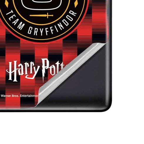 Wizarding Worlds Harry Potter Team Gryffindor Google Pixel 6 Pro Skin