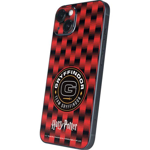 Wizarding Worlds Harry Potter Team Gryffindor iPhone 15 Plus Skin
