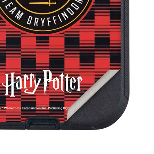 Wizarding Worlds Harry Potter Team Gryffindor Otterbox Defender iPhone Skin