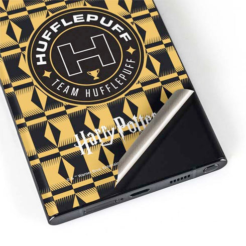 Wizarding Worlds Harry Potter Team Hufflepuff Galaxy S22 Ultra Skin