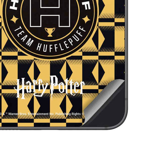 Wizarding Worlds Harry Potter Team Hufflepuff Galaxy S23 Plus Skin