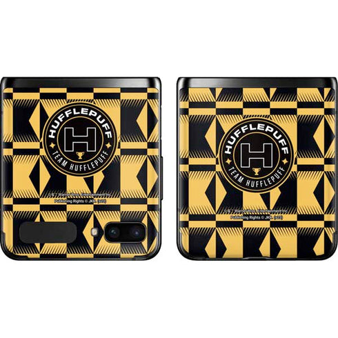 Wizarding Worlds Harry Potter Team Hufflepuff Galaxy Z Flip Skin