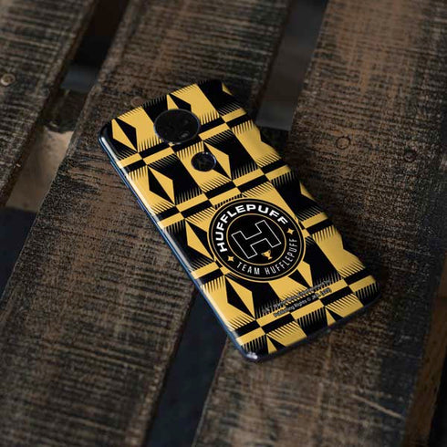 Wizarding Worlds Harry Potter Team Hufflepuff Moto E5 Plus Skin