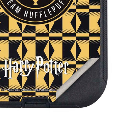 Wizarding Worlds Harry Potter Team Hufflepuff Otterbox Defender iPhone Skin
