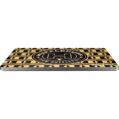 Wizarding Worlds Harry Potter Team Hufflepuff Universal Laptop 16.6in (13.4 x 9.7in) Skin